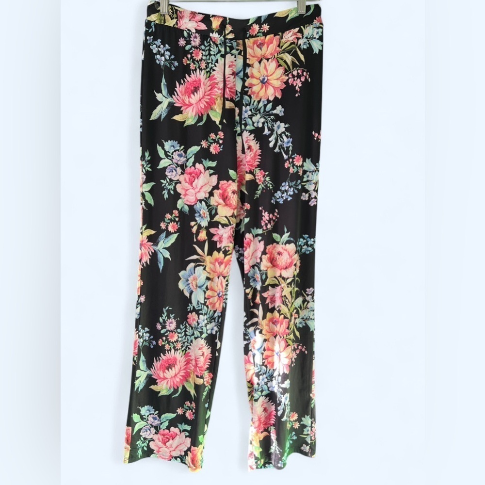 La Vie En Rose Women’s Floral Black Elastic Waist Tie Front Pajamas Small  •Size